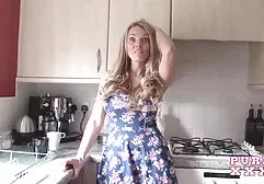 Frau im Teen Rock reitet den geiler sexfilm gratis Schwanz ihres Mannes hart