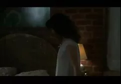 Vollbusige pornofilme umsonst sehen Brünette Babe verzweifelt nach Double Fisting